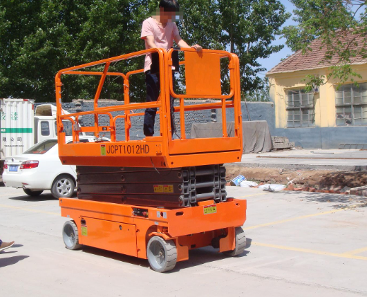 山东移动式升降平台规格与使用规范